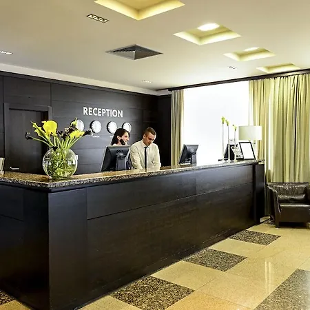 索非亚罗斯林中央公园酒店 酒店 索菲亞